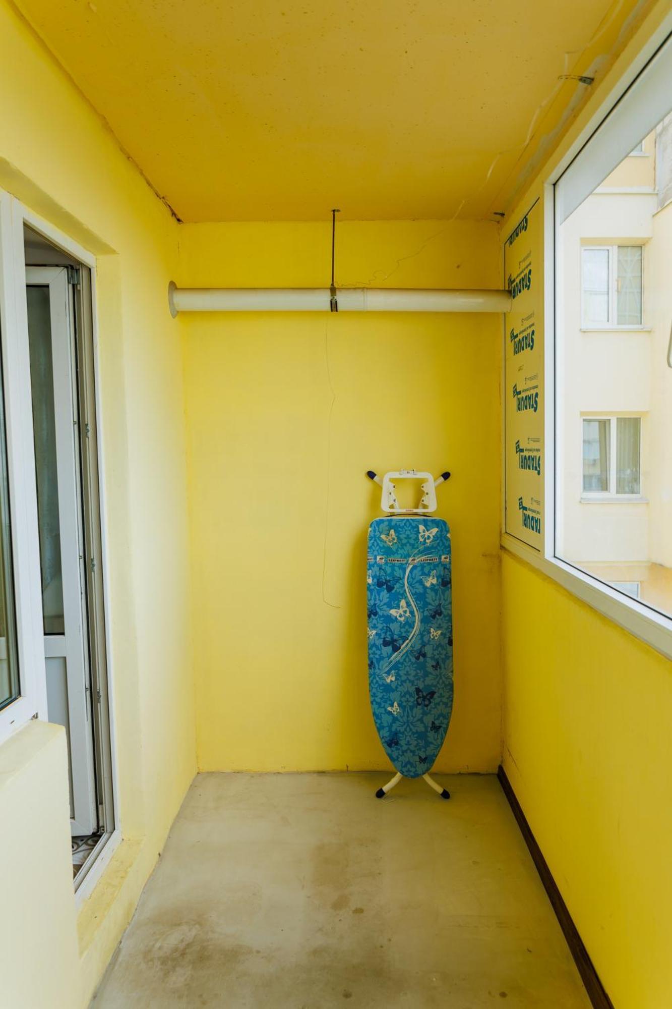 Alexapartments: 2-room Flat With 4 Beds, Ac & 24/7 Self Check-in