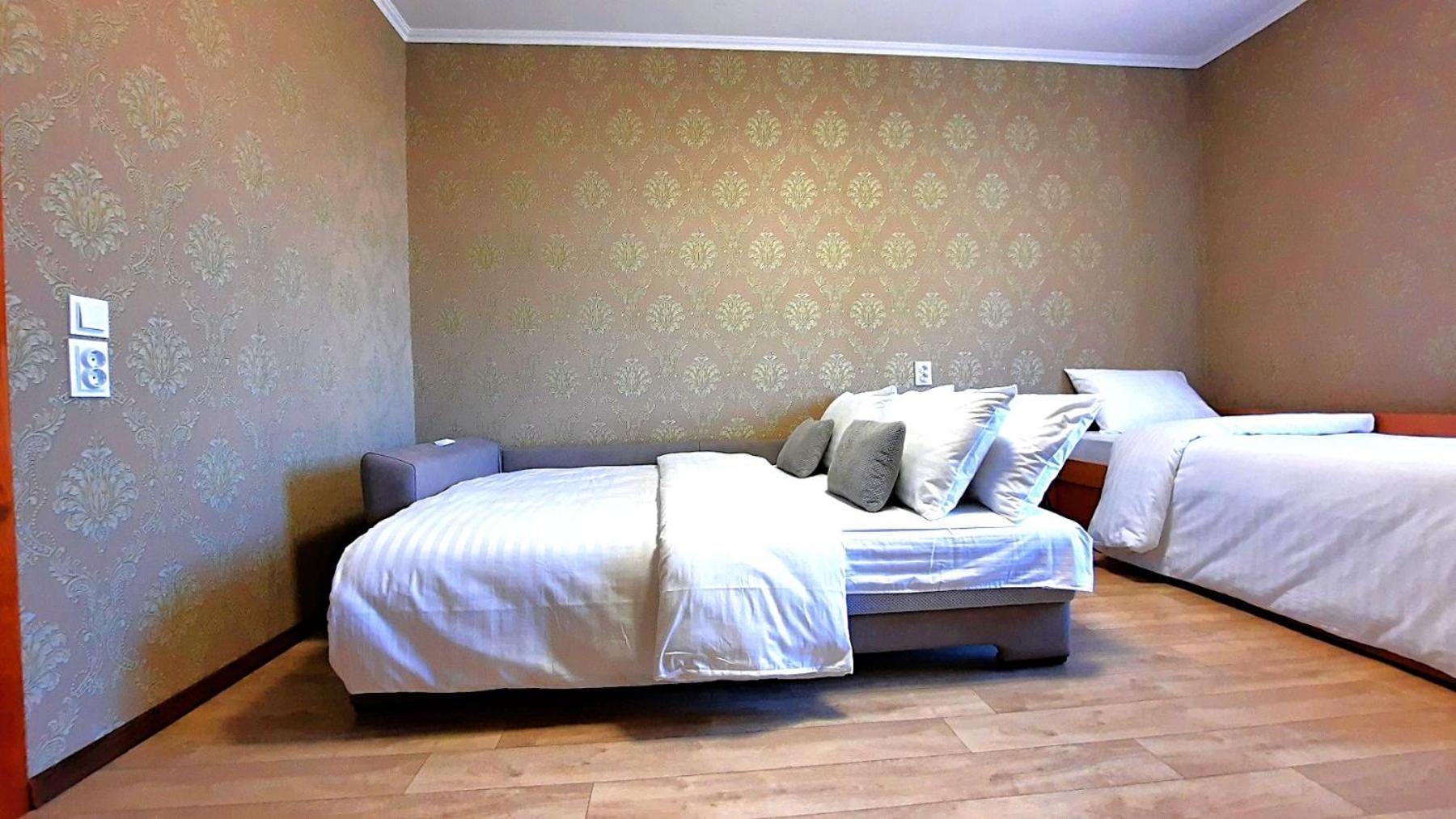 Apartment Alexapartments: 2-room Flat With 4 Beds, Ac & 24/7 Self Check-in Poltava