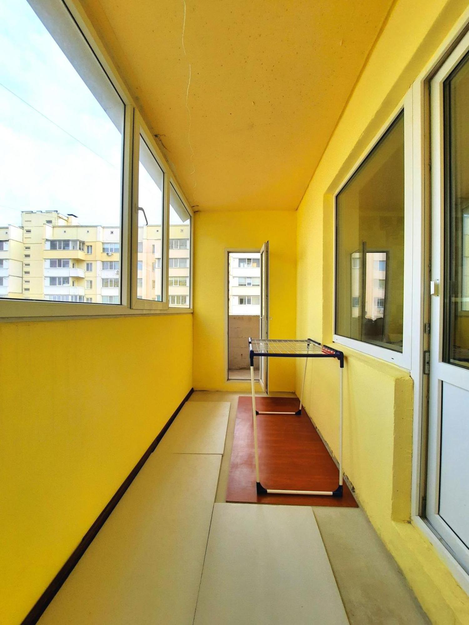 Alexapartments: 2-room Flat With 4 Beds, Ac & 24/7 Self Check-in