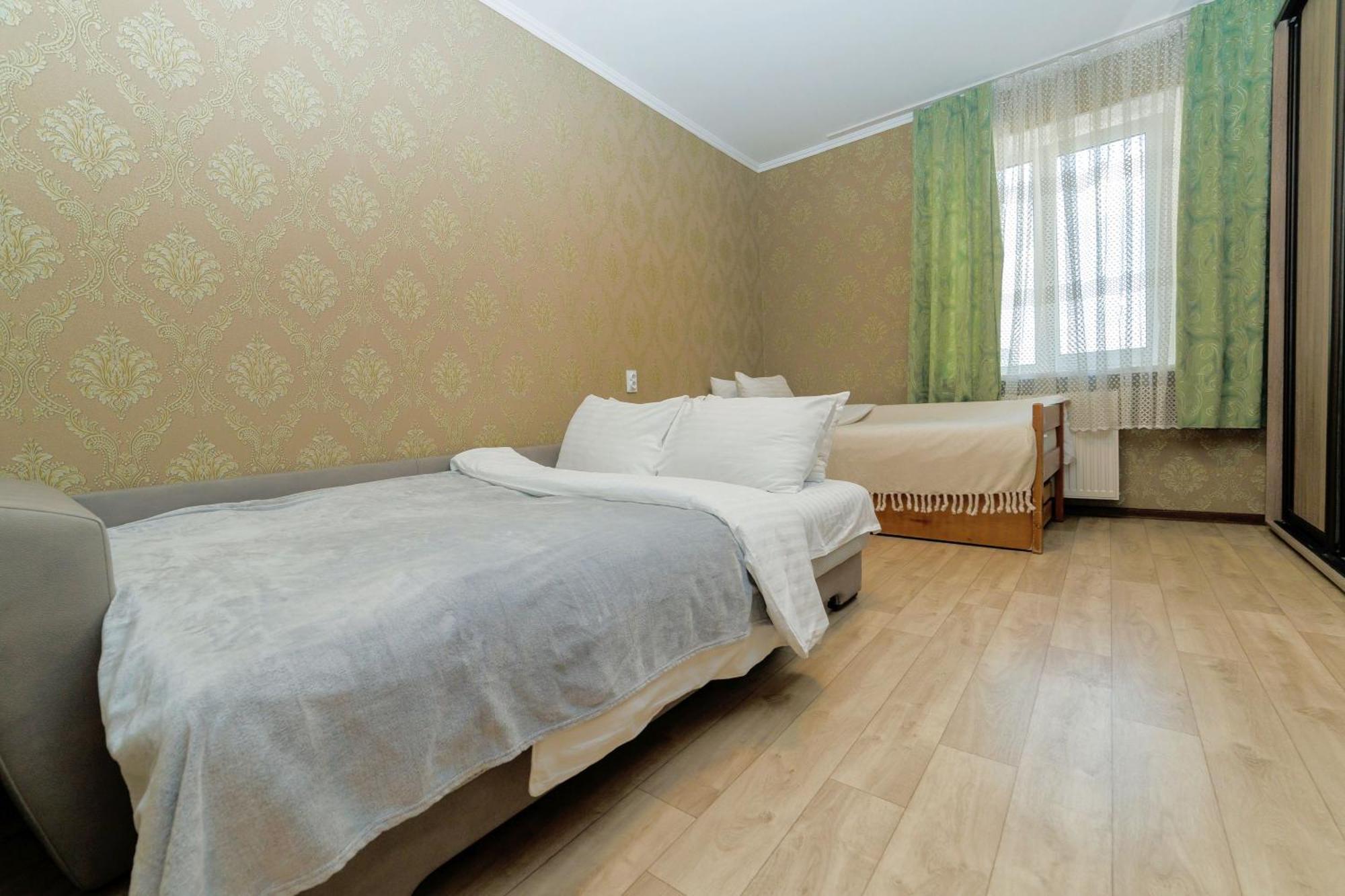 Alexapartments: 2-room Flat With 4 Beds, Ac & 24/7 Self Check-in Apartment *